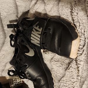 Boys 3y Nike sneakers